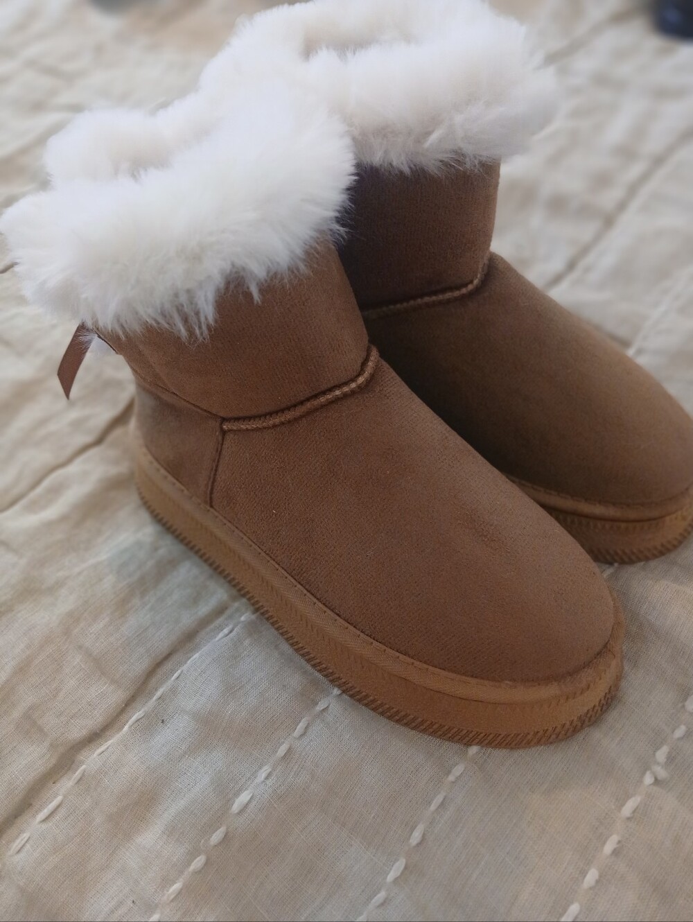 Women's Brown Faux-Suede Winter Ankle Boots with White Fur Trim